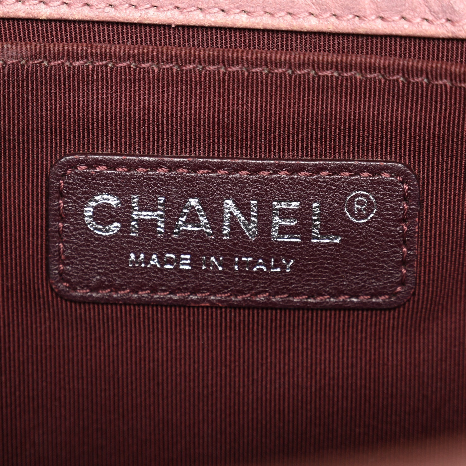 Crumpled Lambskin Medium Studded Boy Flap Pink