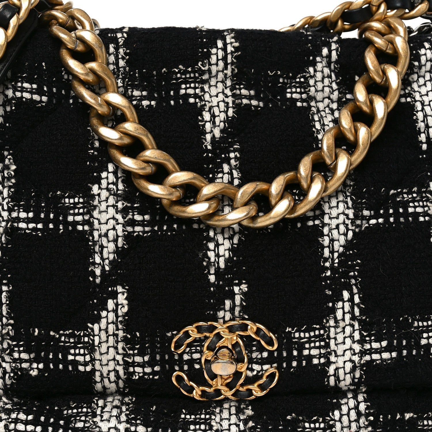Tweed Quilted Maxi Chanel 19 Flap Black White