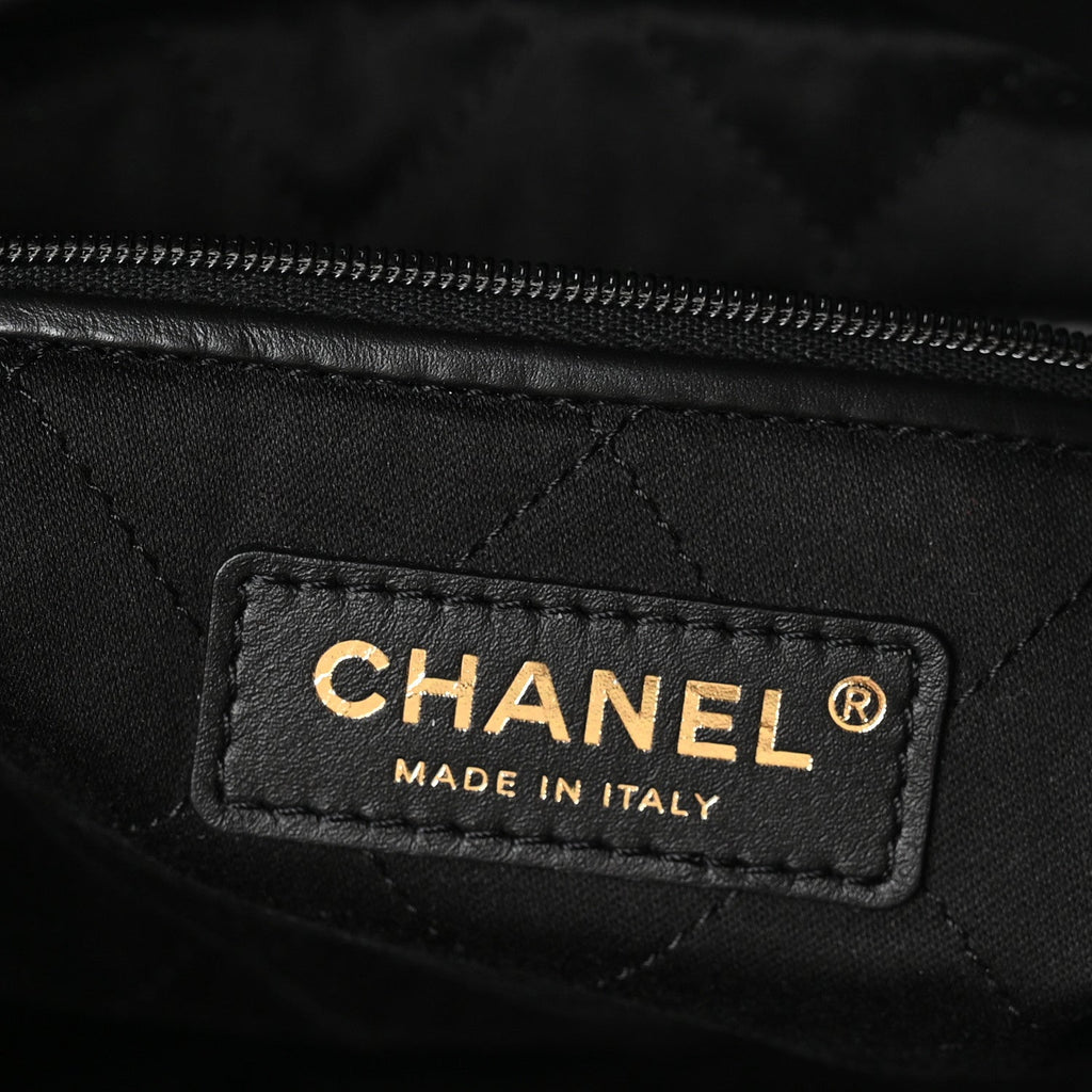 Shiny Calfskin Quilted Small Chanel 22 Black