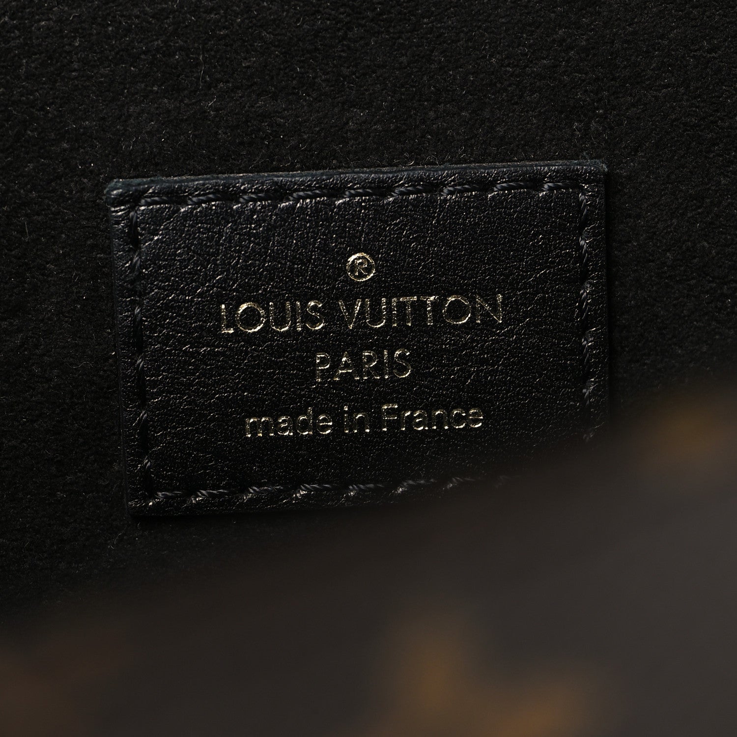Reverse Monogram Pochette Metis