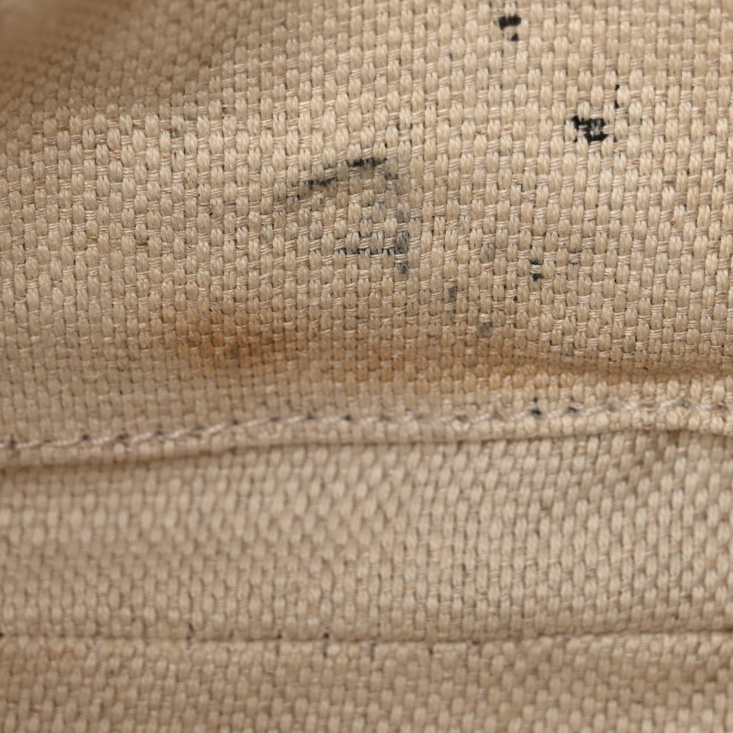 Pebbled Calfskin Small Soho Disco Bag Off White