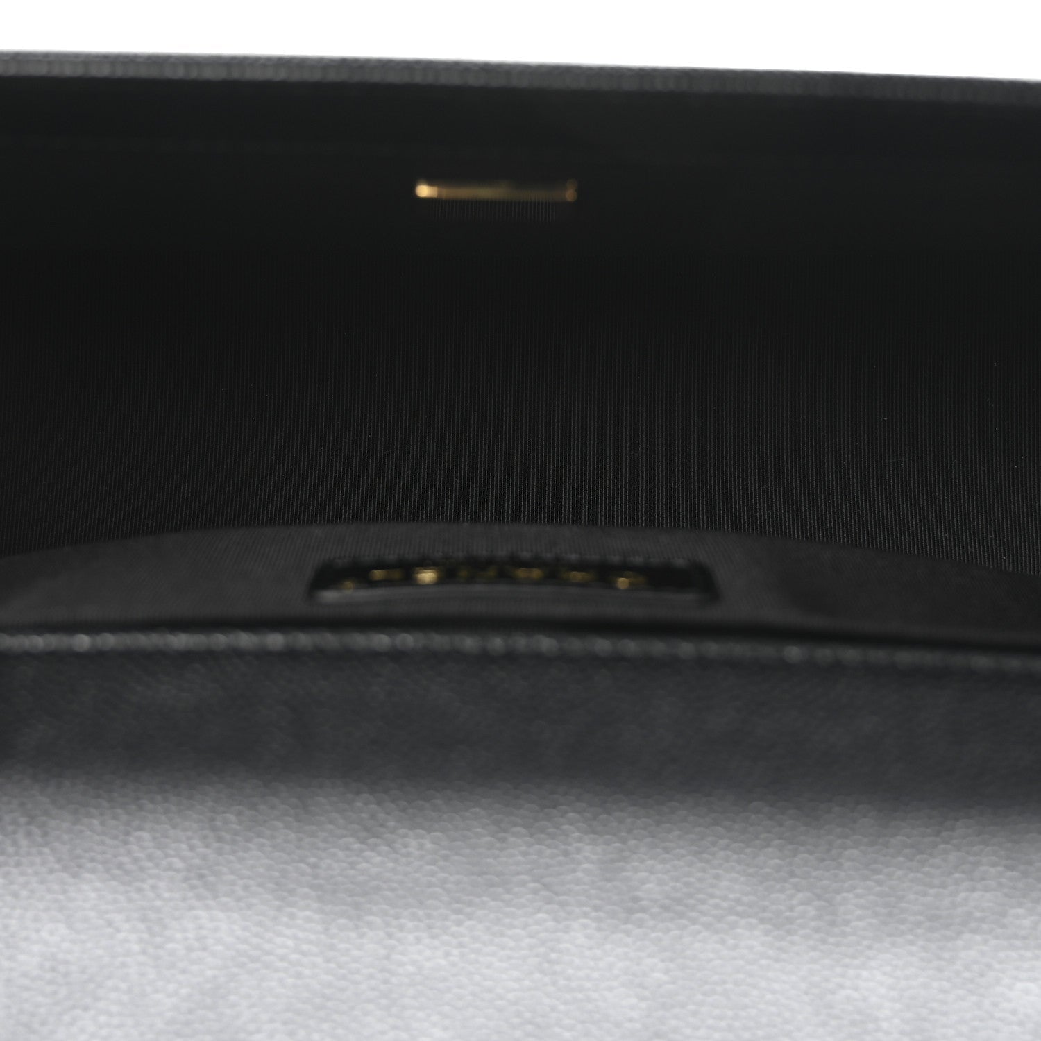 Caviar Quilted Medium Boy Flap Black