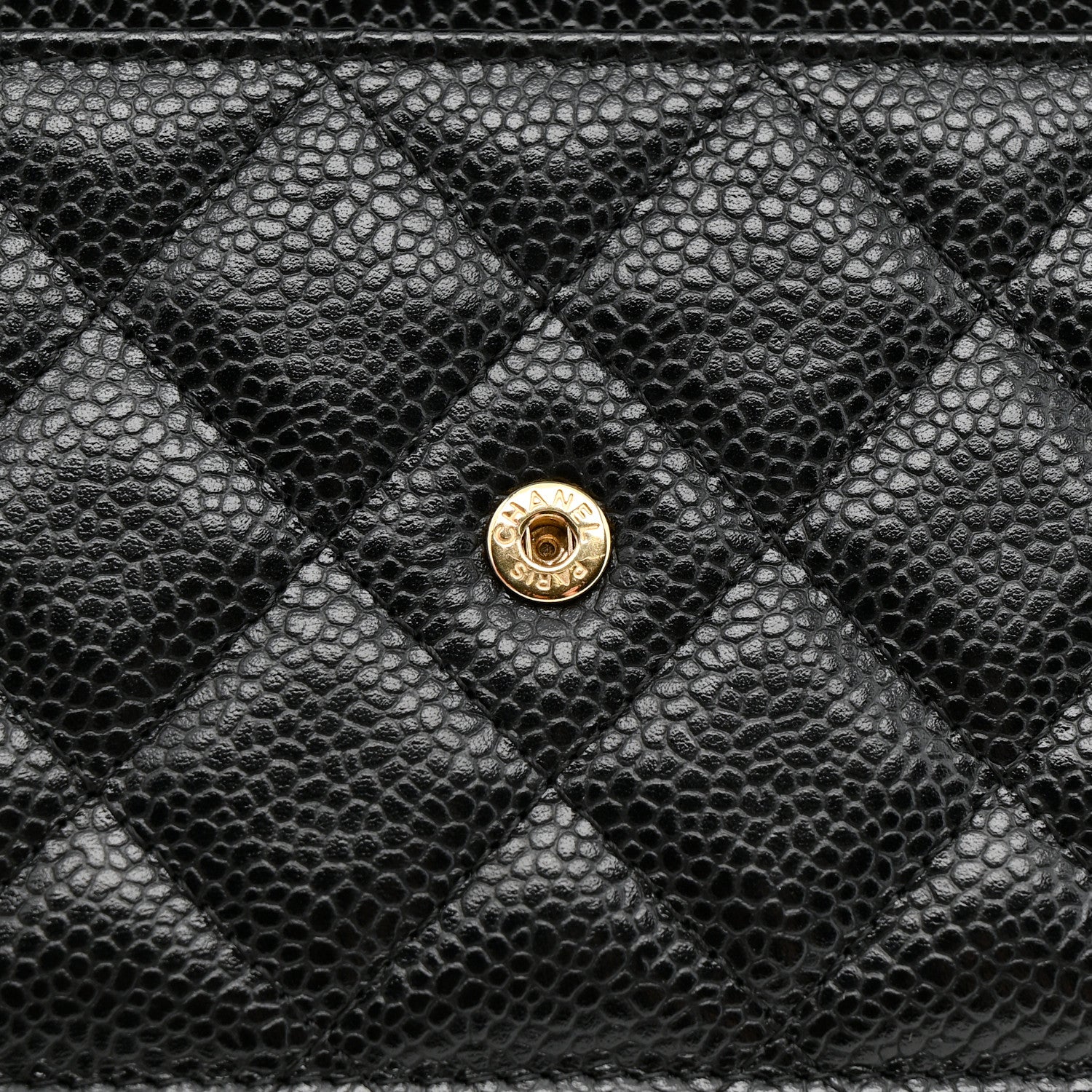 Caviar Quilted Wallet on Chain WOC Black