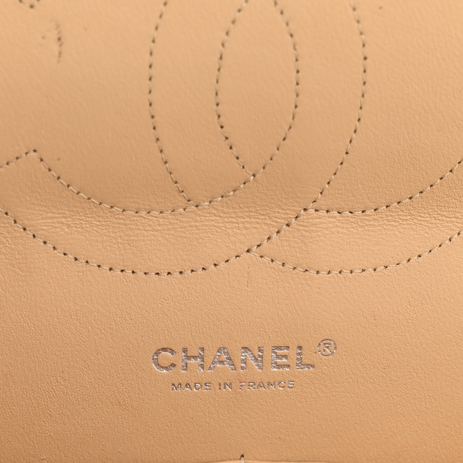 Caviar Quilted Jumbo Double Flap Beige Clair