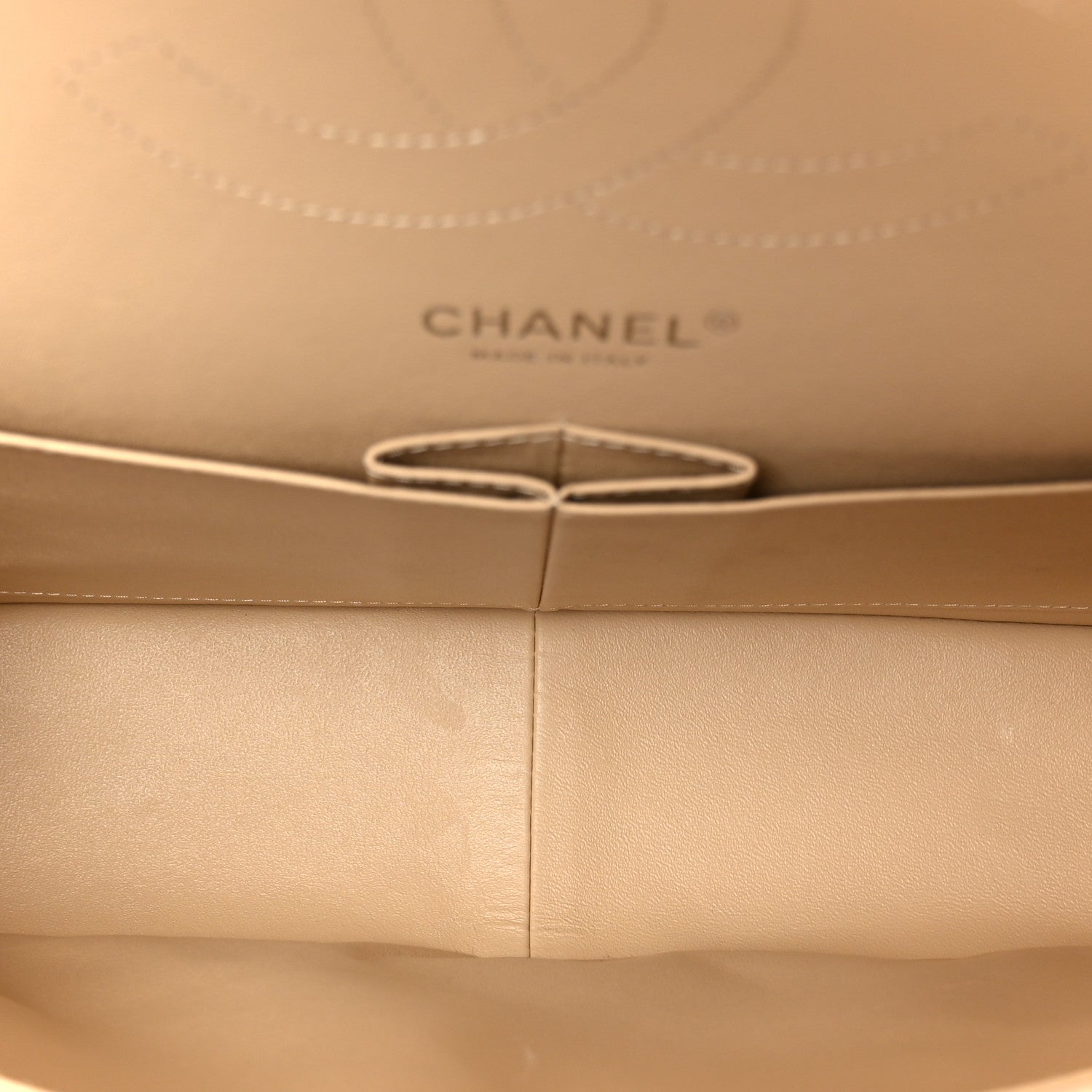 Caviar Quilted Jumbo Double Flap Beige Clair