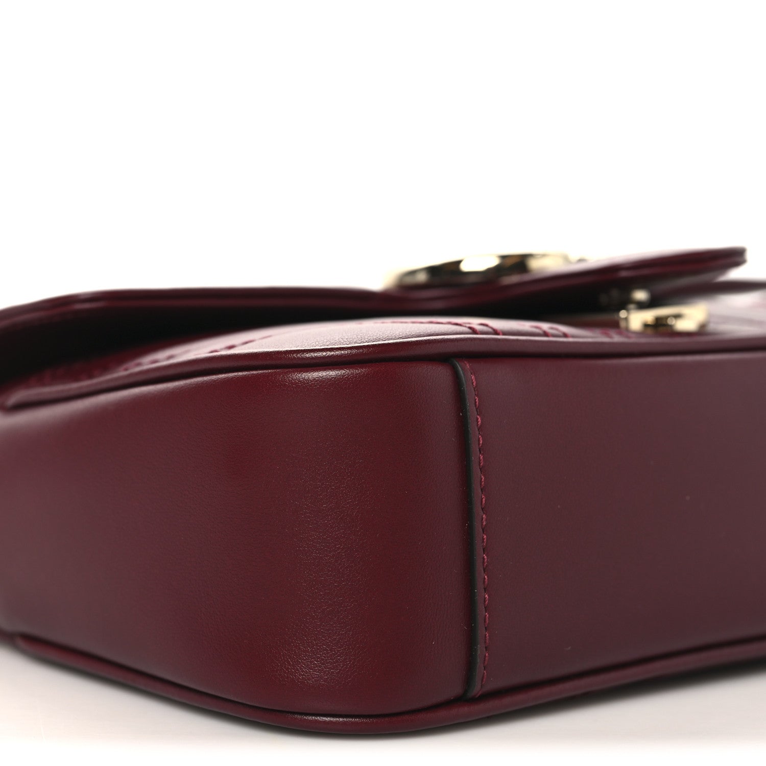 Calfskin Matelasse Small GG Marmont Shoulder Bag Rosso Ancora