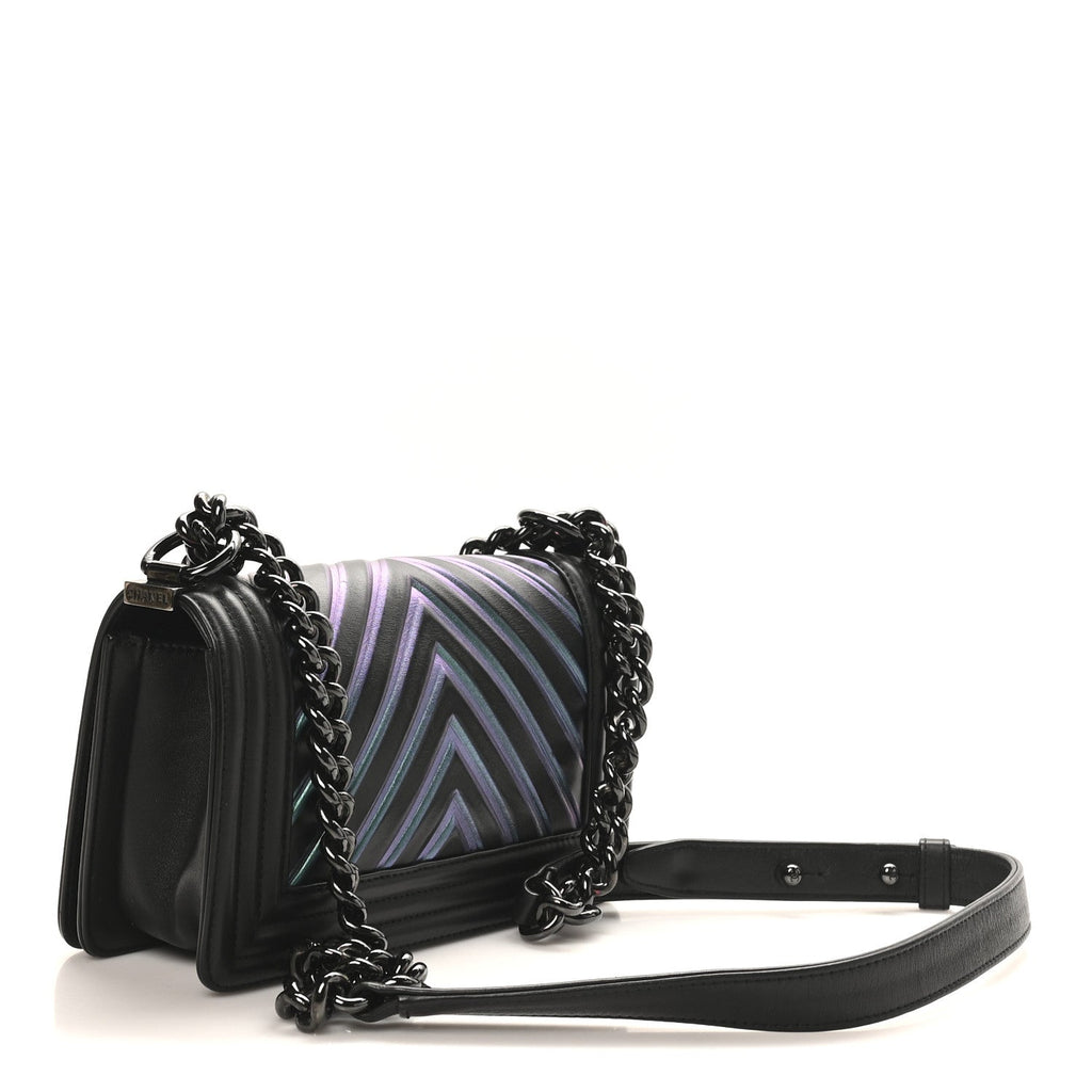 Calfskin Painted Chevron Embossed Medium Boy Flap Black