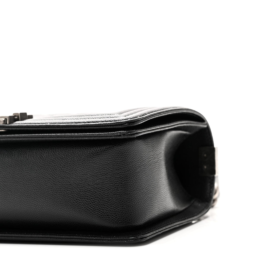 Caviar Quilted Medium Boy Flap Black