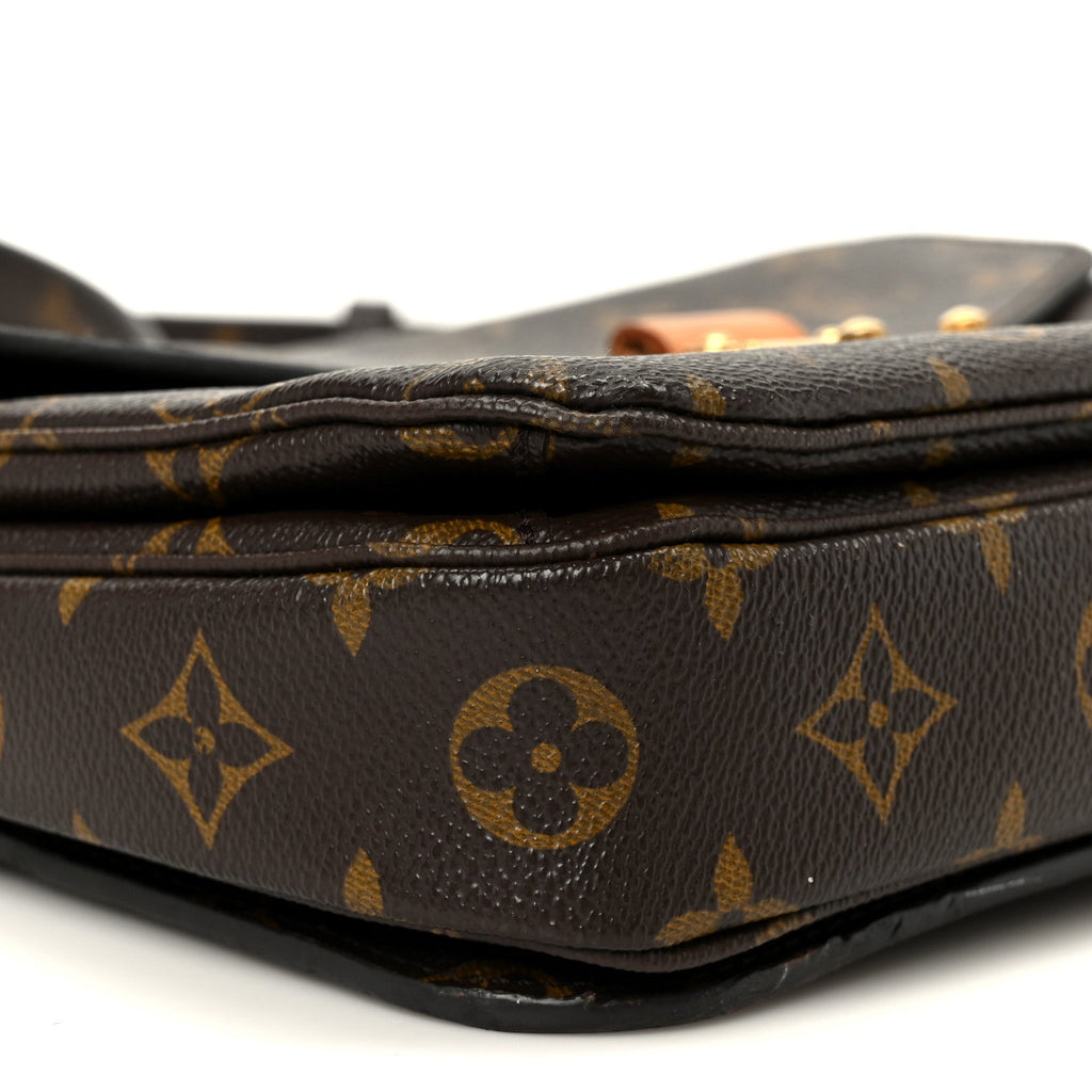 Monogram Pochette Metis