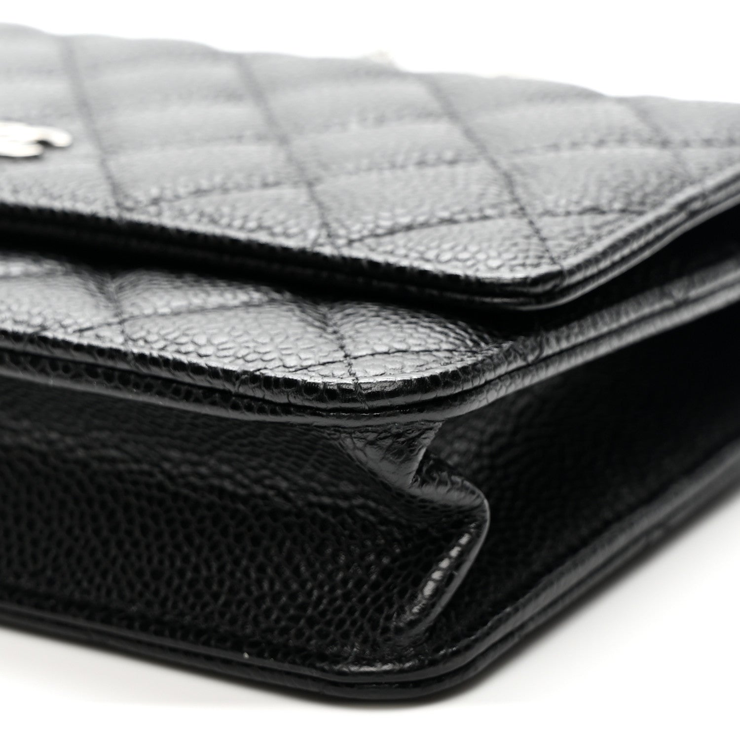 Caviar Quilted Wallet on Chain WOC Black