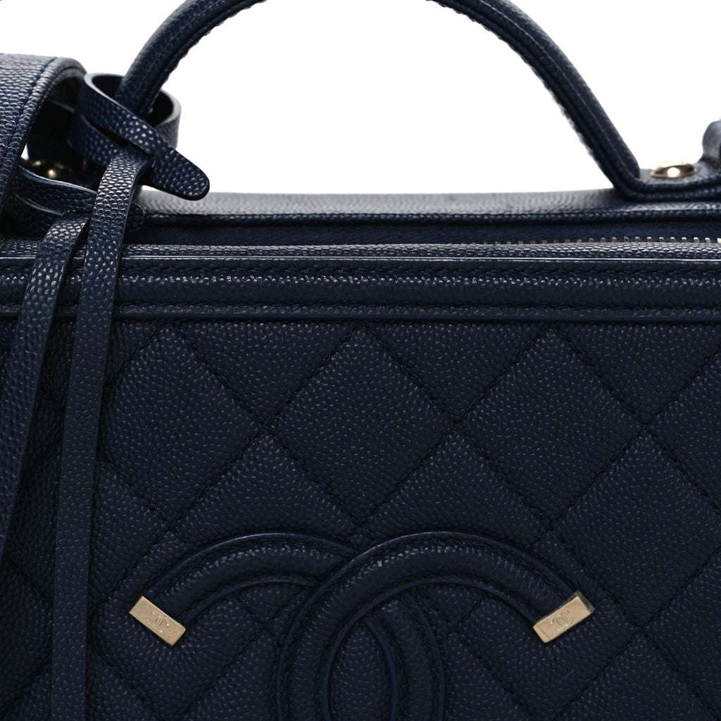 Caviar Quilted Medium CC Filigree Vanity Case Navy