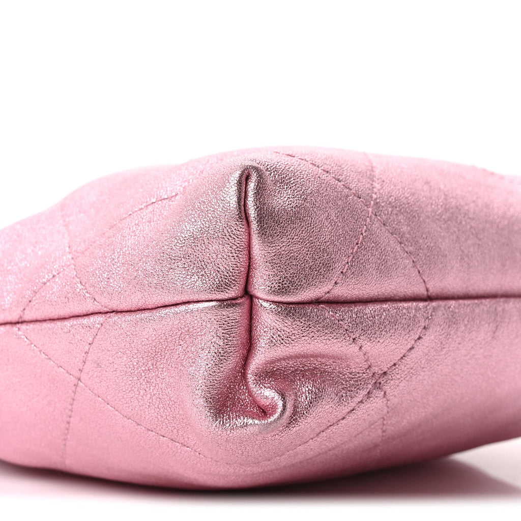 Metallic Lambskin Lacquered Monochrome Quilted Mini Chanel 22 Pink