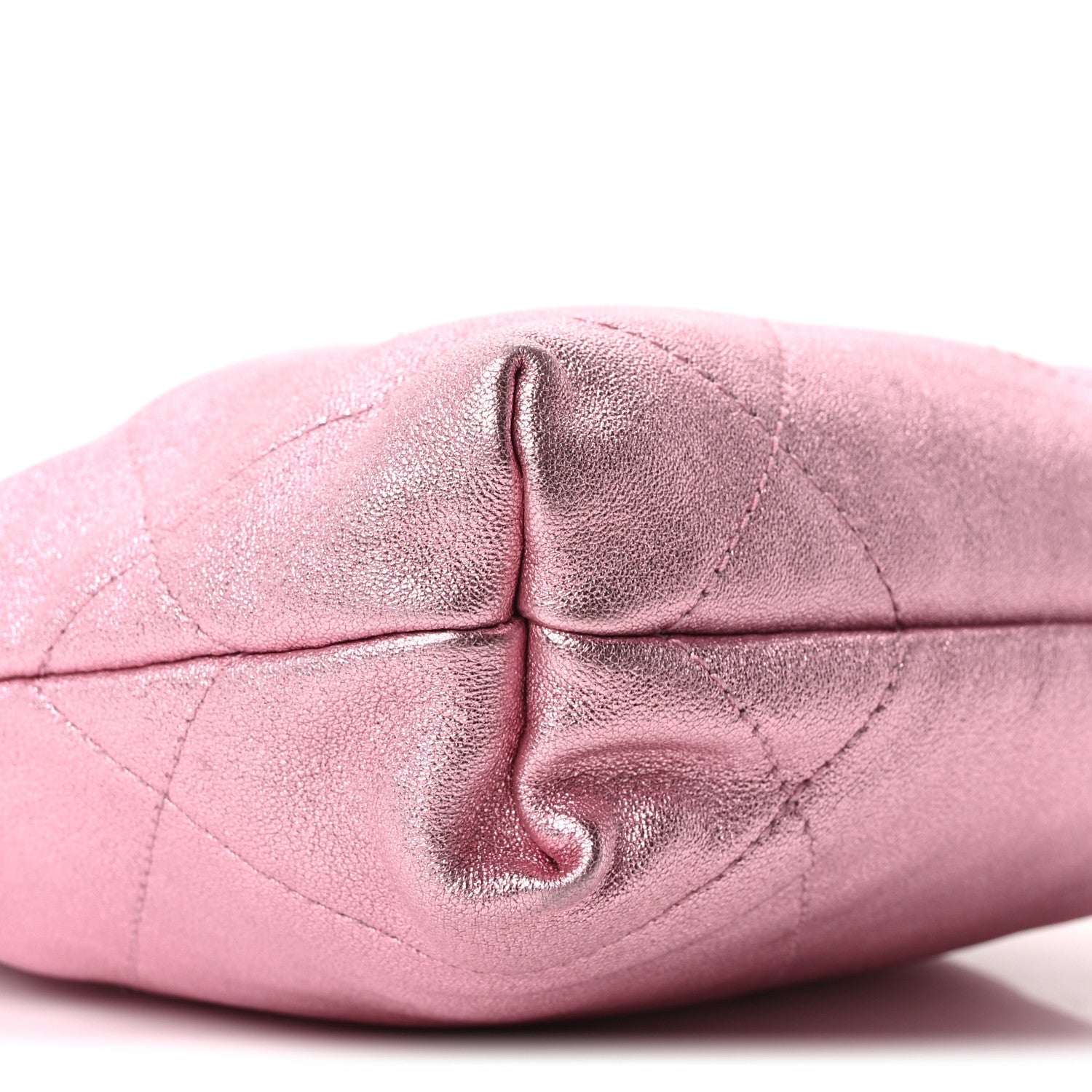 Metallic Lambskin Lacquered Monochrome Quilted Mini Chanel 22 Pink