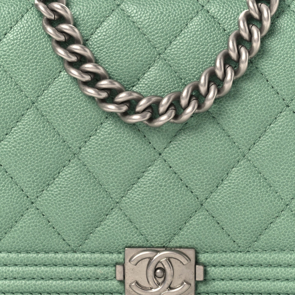 Caviar Quilted Boy Phone Holder Wallet On Chain Green