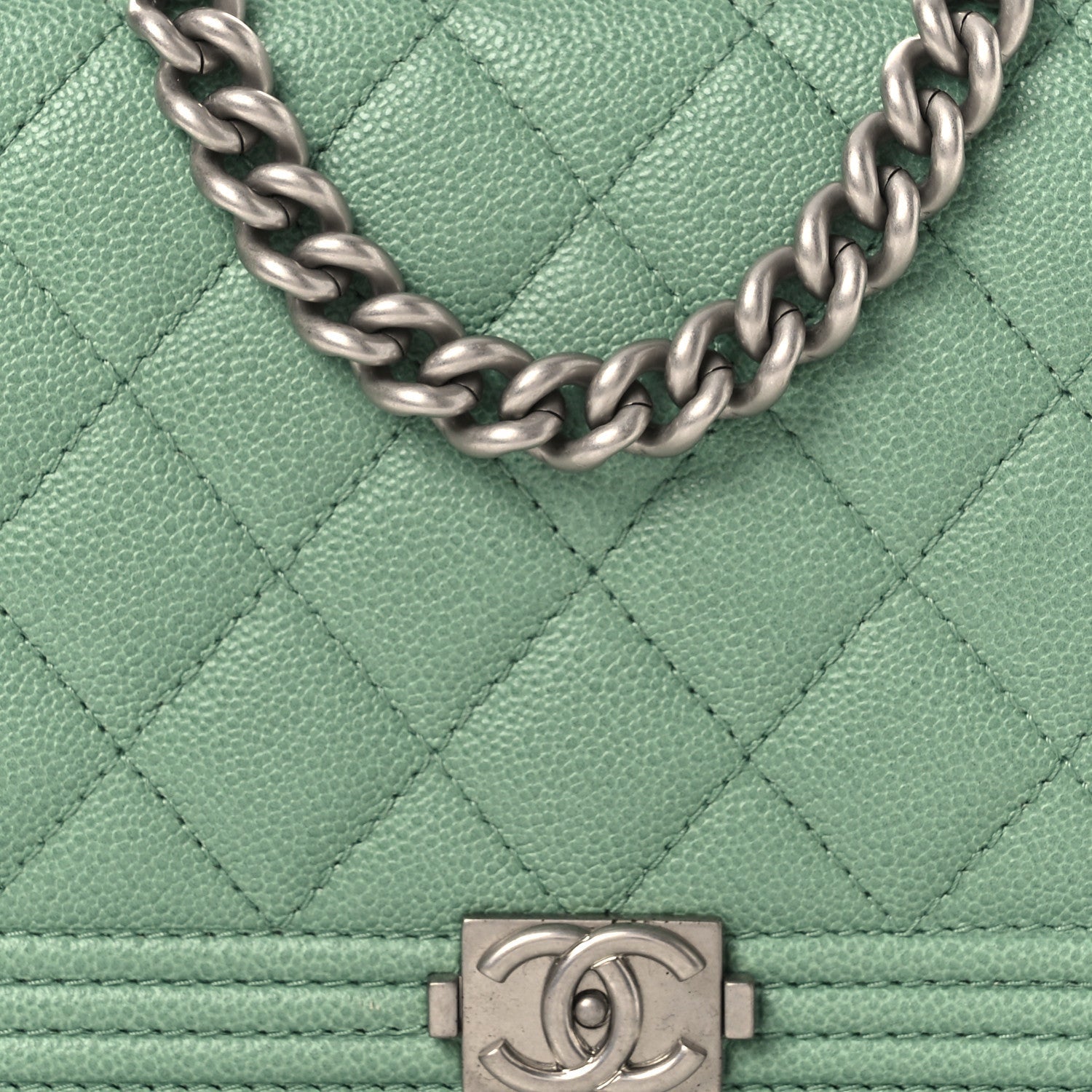 Caviar Quilted Boy Phone Holder Wallet On Chain Green