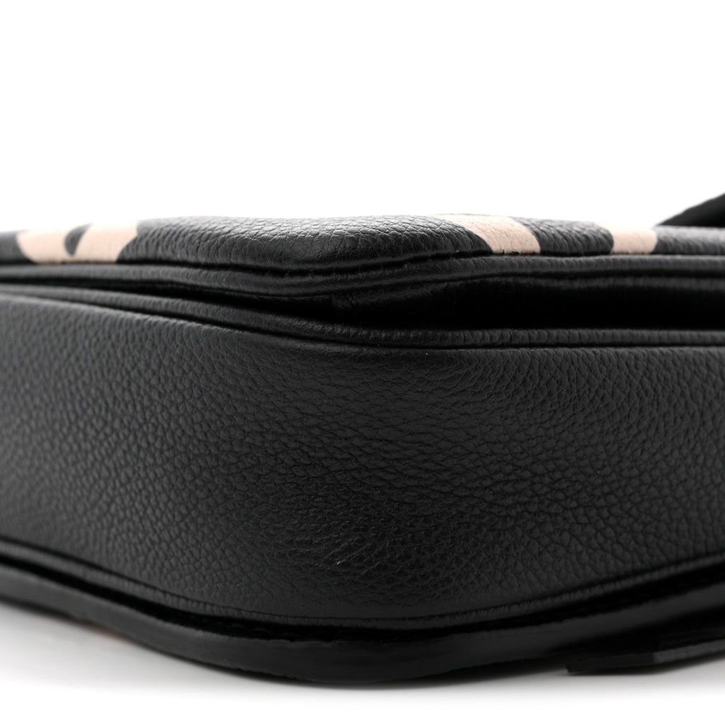 Empreinte Monogram Giant Pochette Metis Black Beige