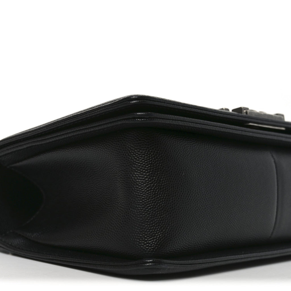 Caviar Quilted Medium Boy Flap Black