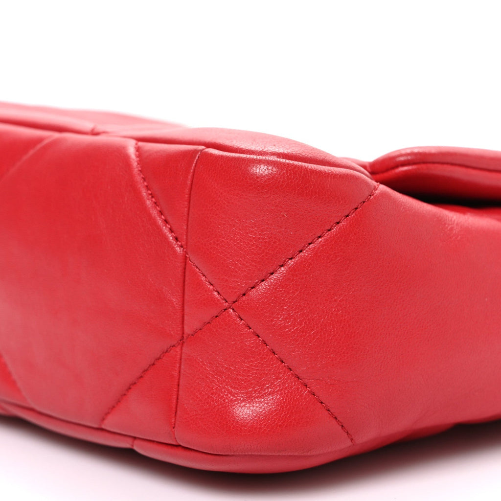 Lambskin Quilted Medium Chanel 19 Flap Red
