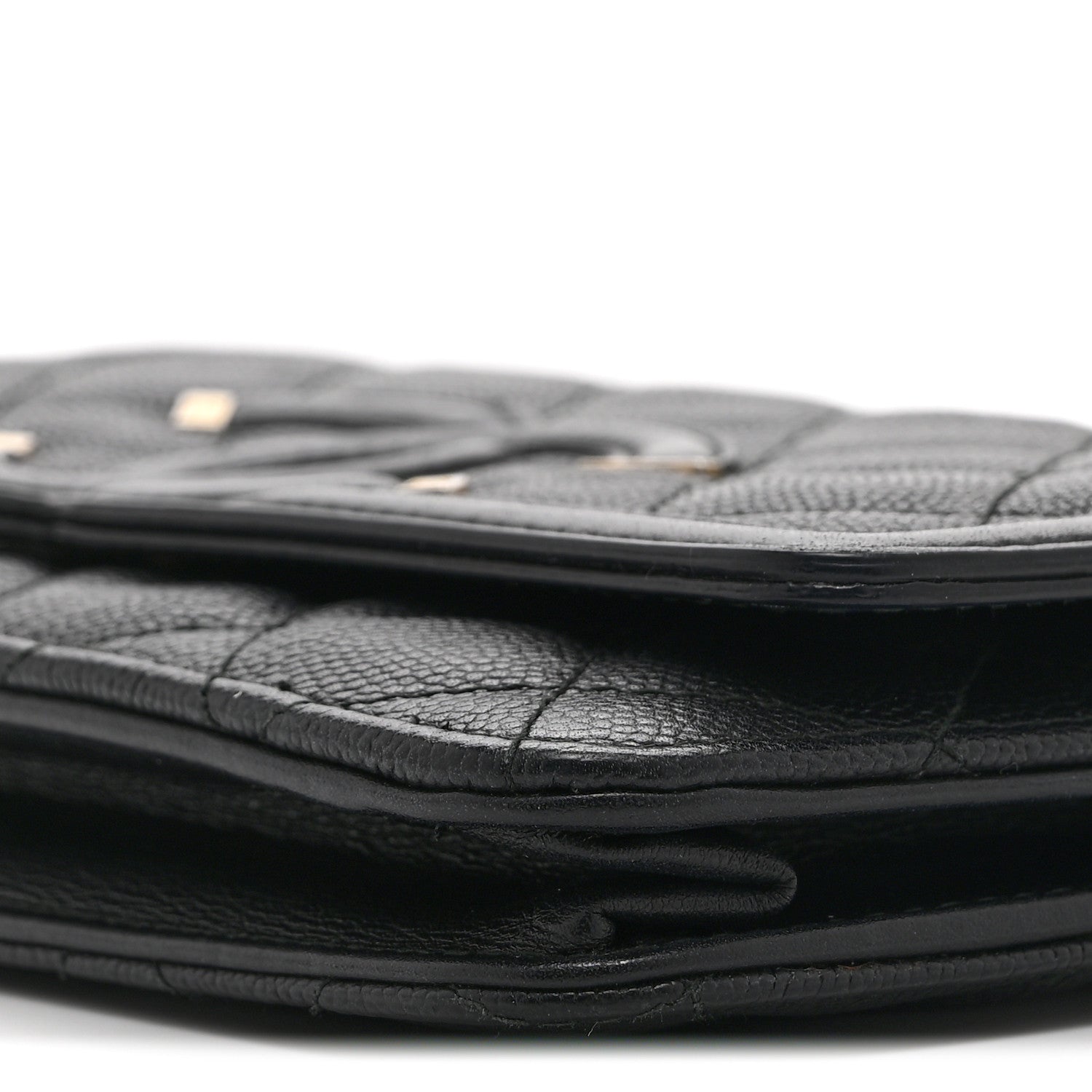 Caviar Quilted CC Filigree Wallet On Chain WOC Black