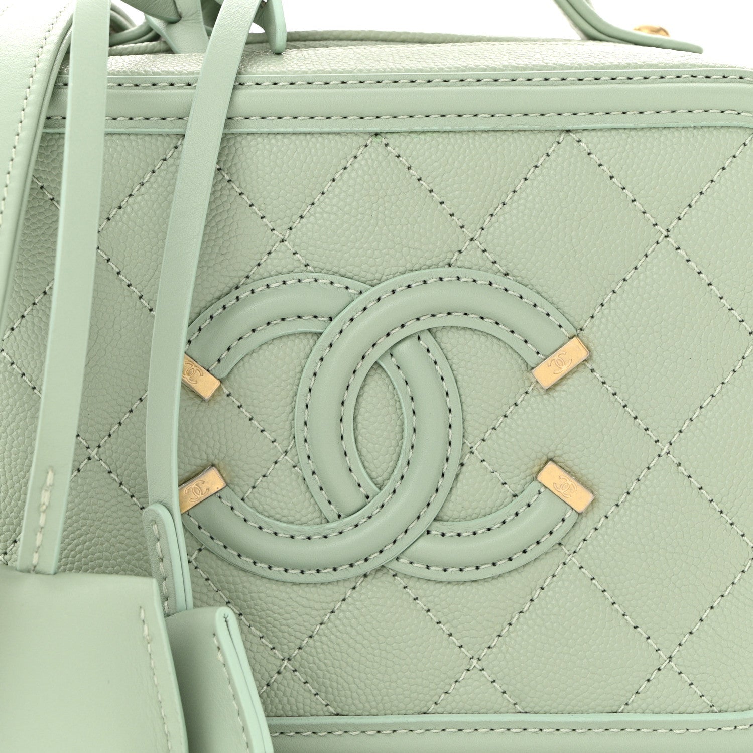 Caviar Quilted Small CC Filigree Vanity Case Mint