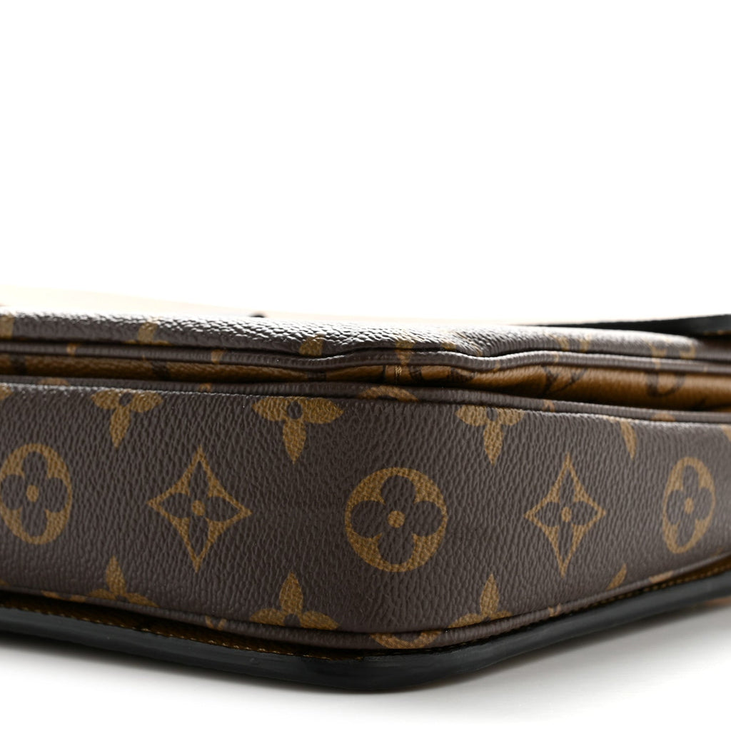 Reverse Monogram Pochette Metis