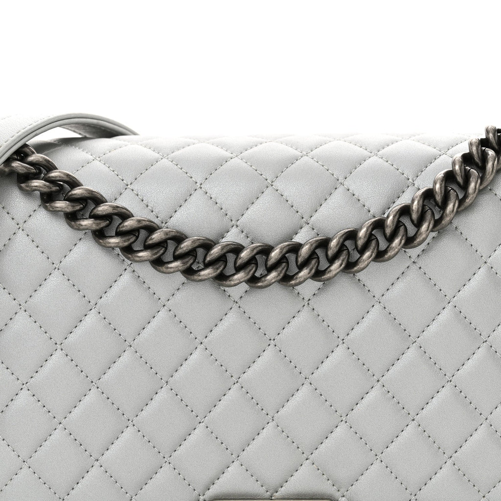 Metallic Calfskin Quilted New Medium Plexiglass Boy Flap Silver