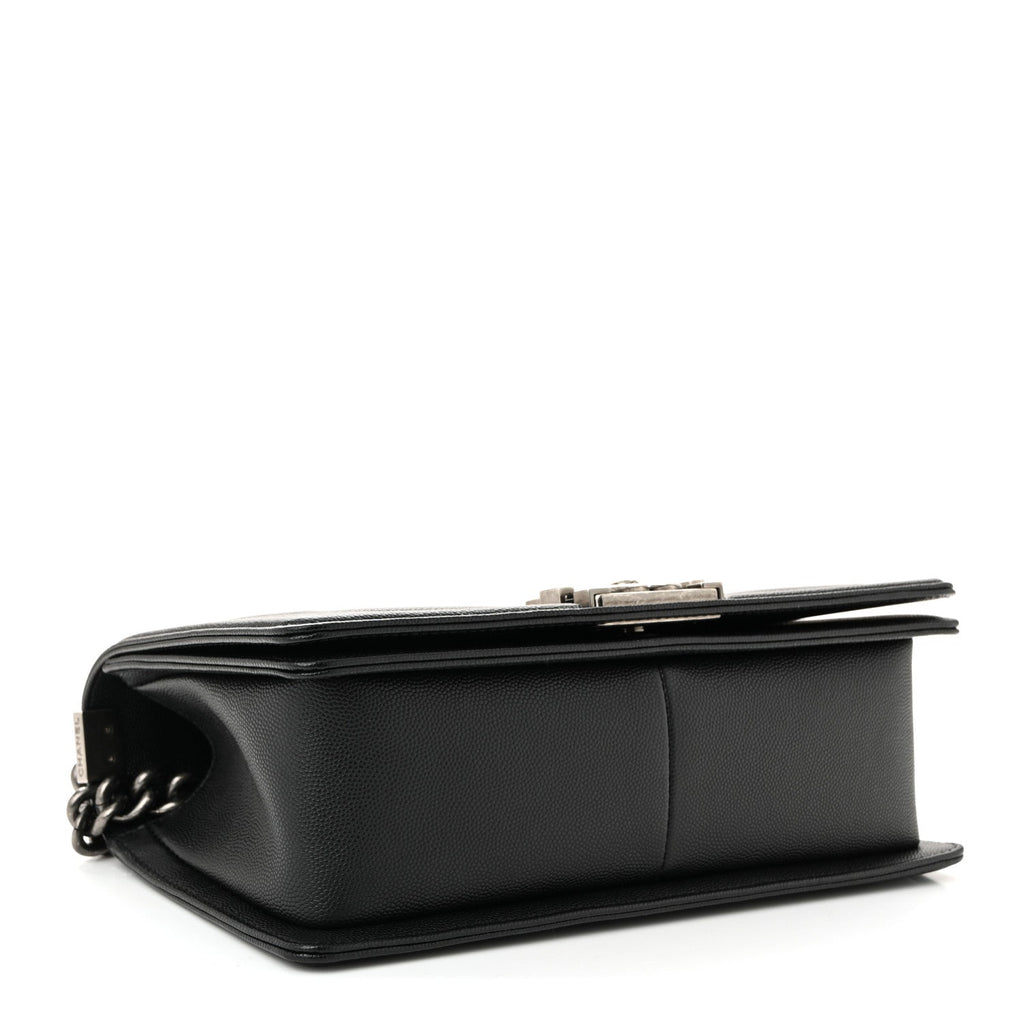 Caviar Quilted Medium Boy Flap Black