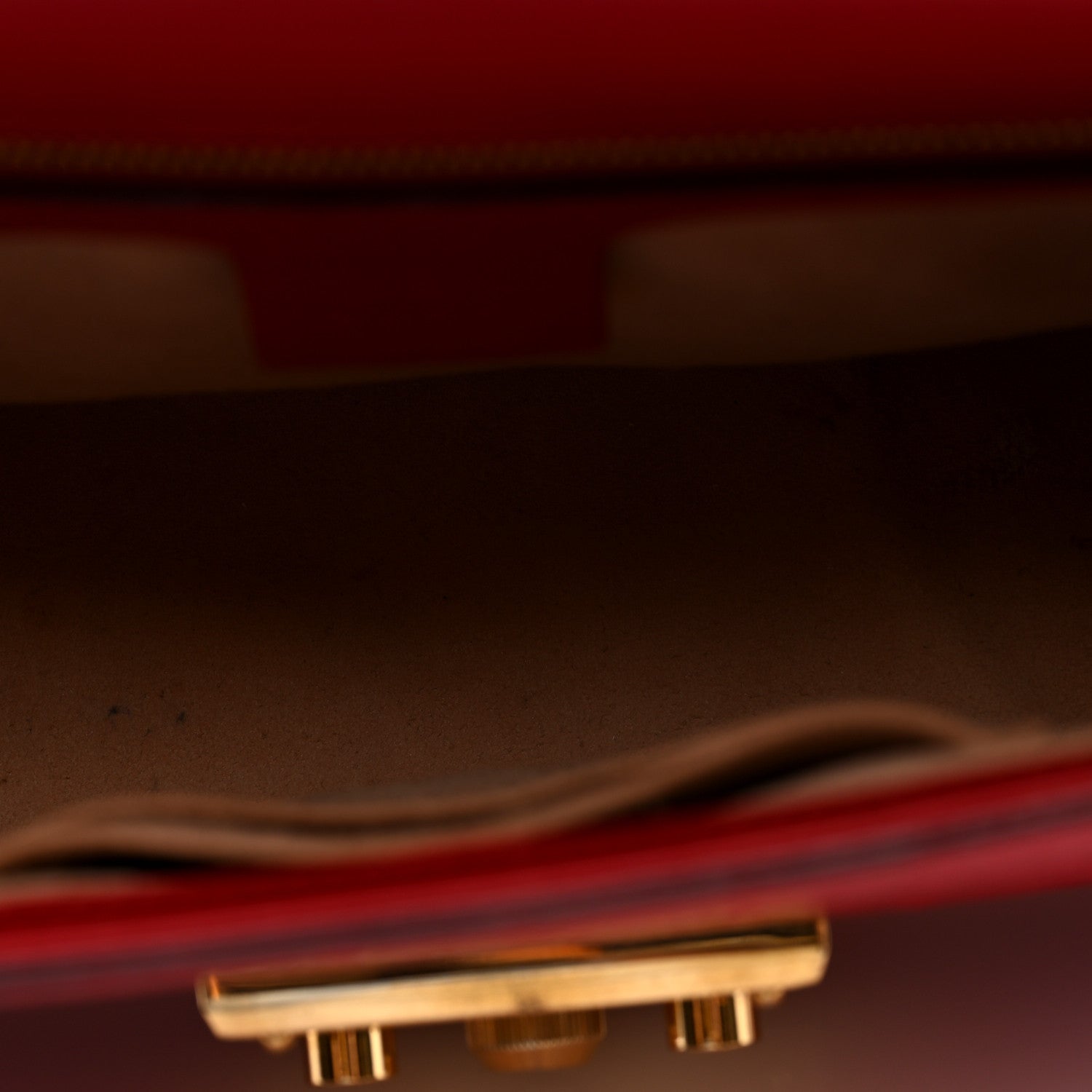 Guccissima Medium Padlock Shoulder Bag Hibiscus Red