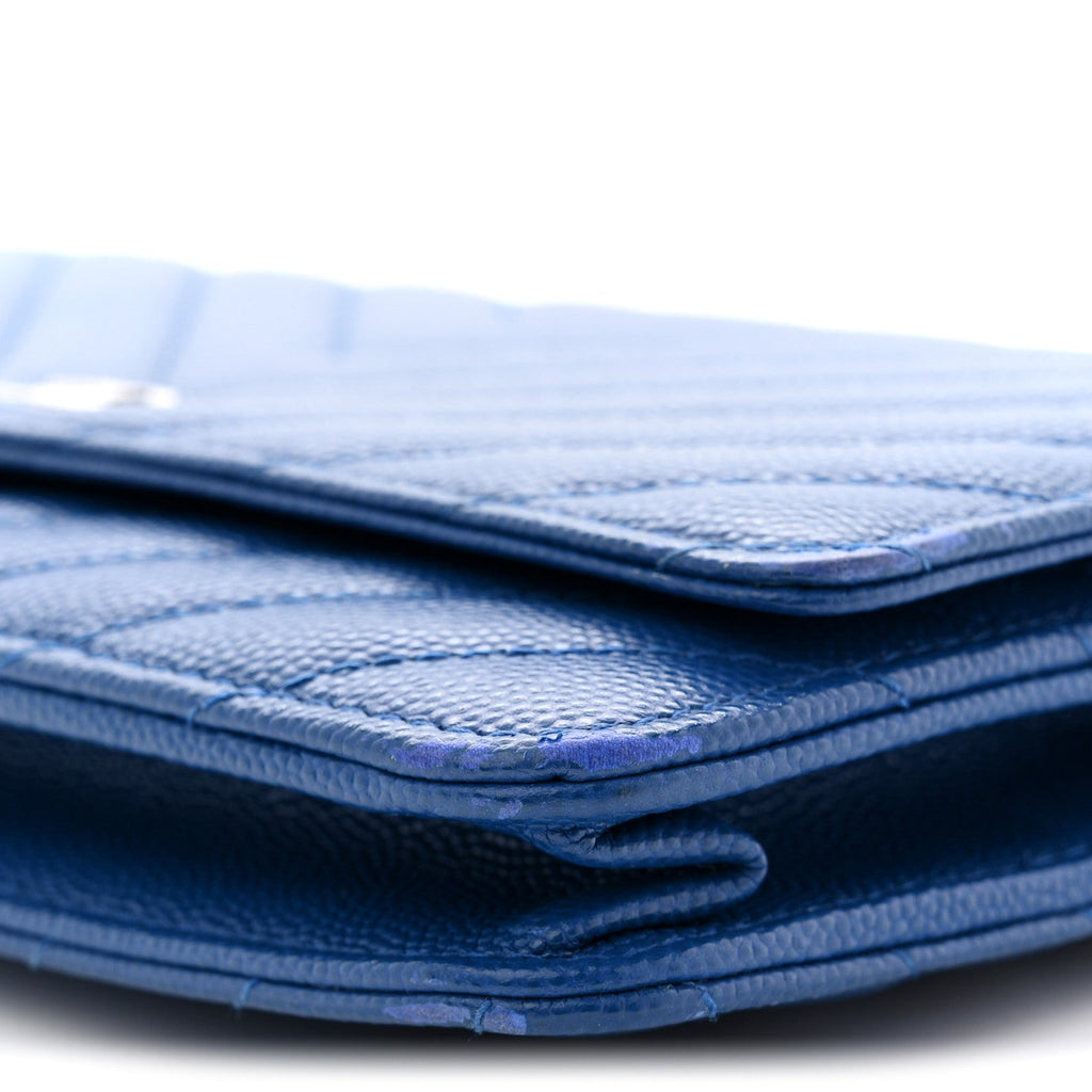 Caviar Chevron Quilted Wallet On Chain WOC Blue
