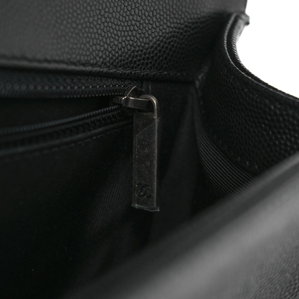 Caviar Quilted New Medium Boy Flap Black