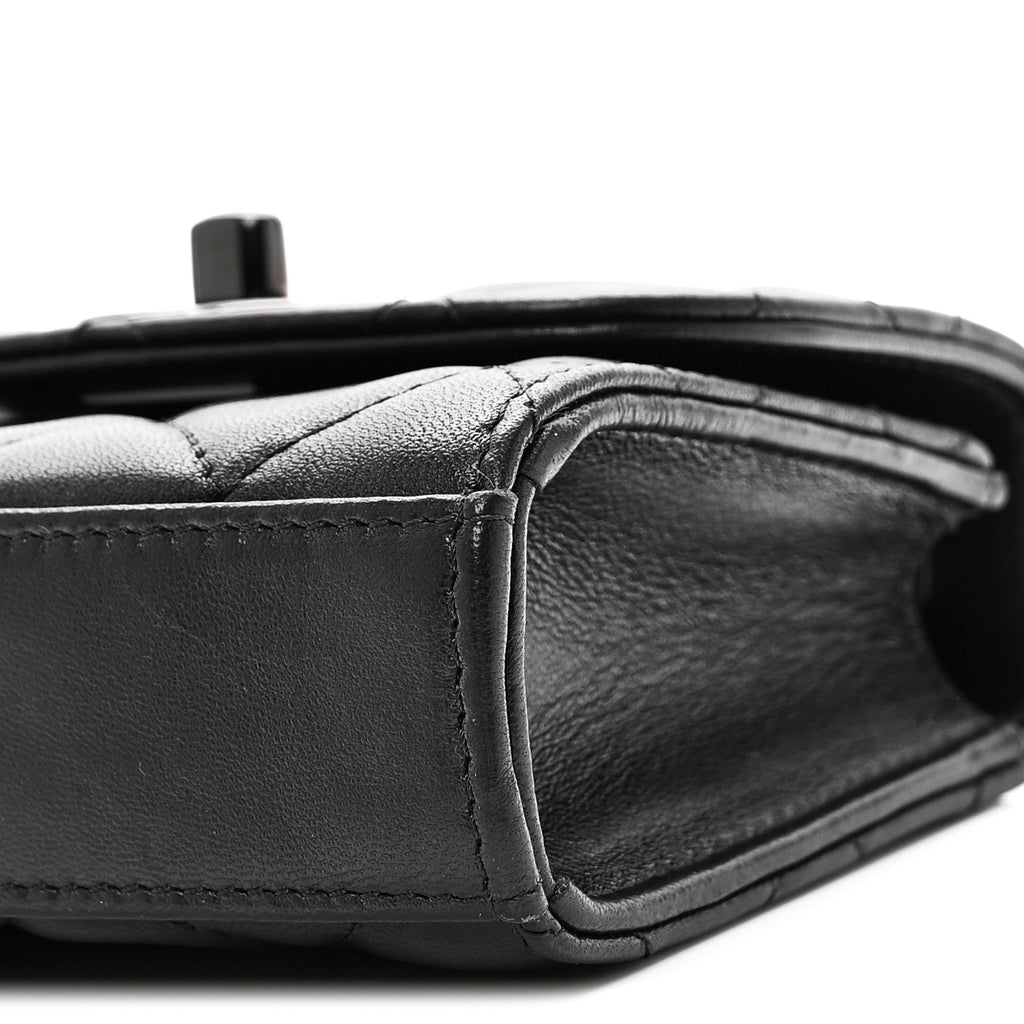 Lambskin Quilted Mini Trendy CC Clutch With Chain So Black