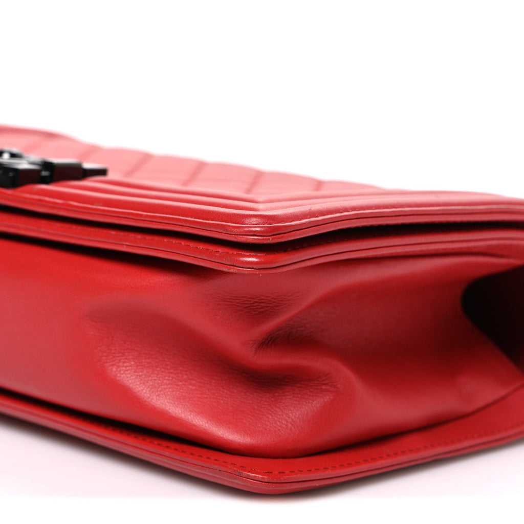 Lambskin Quilted Medium Boy Flap Red