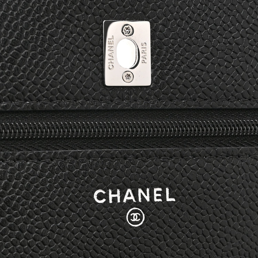 Caviar Quilted CC Turnlock Wallet On Chain WOC Black