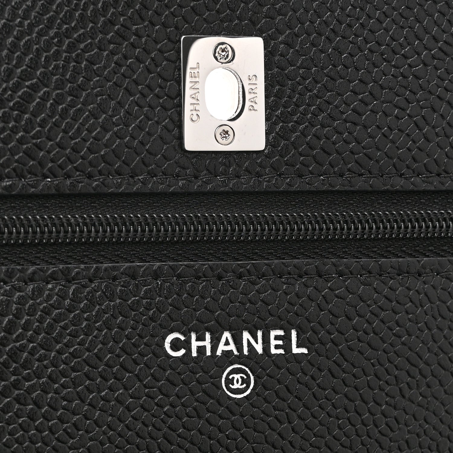 Caviar Quilted CC Turnlock Wallet On Chain WOC Black