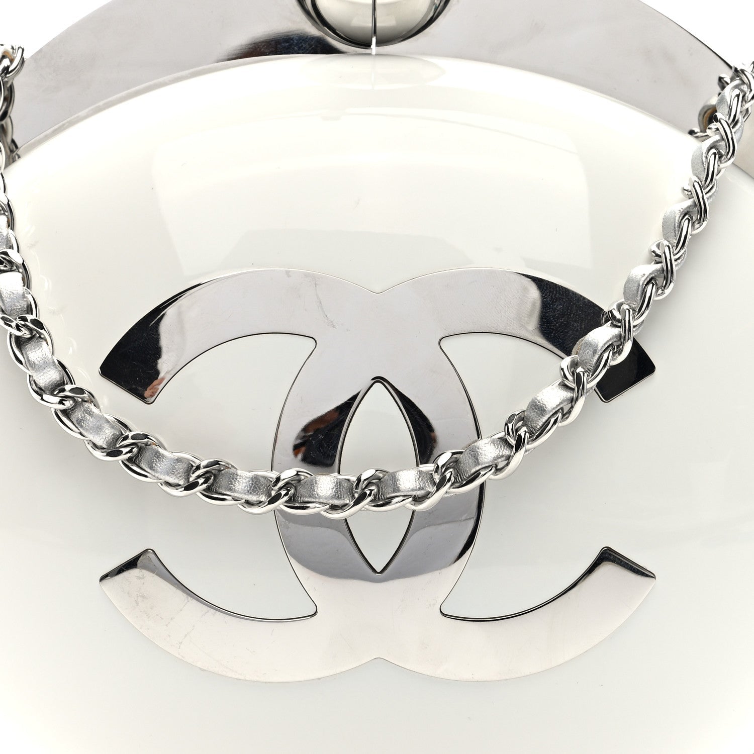 Resin CC Evening On The Moon Minaudiere White