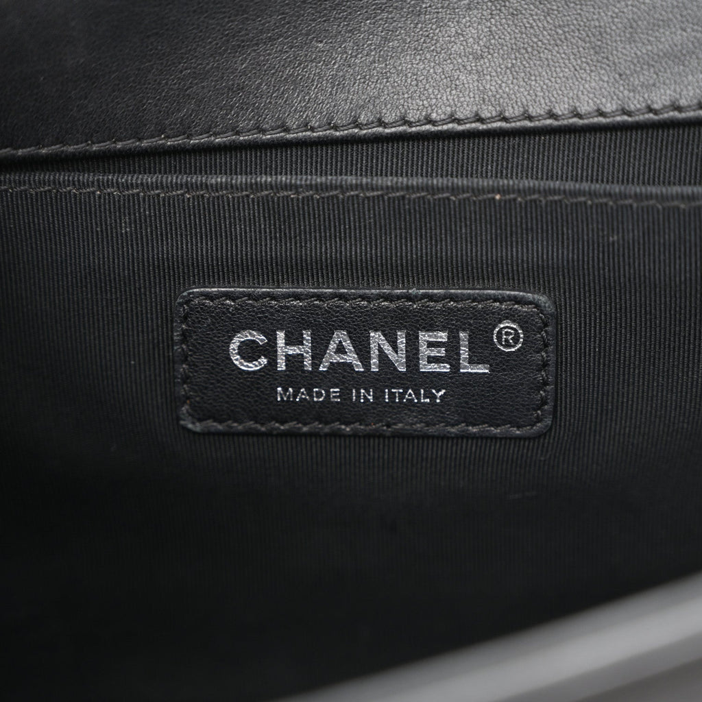Lambskin Quilted Medium Boy Flap Black