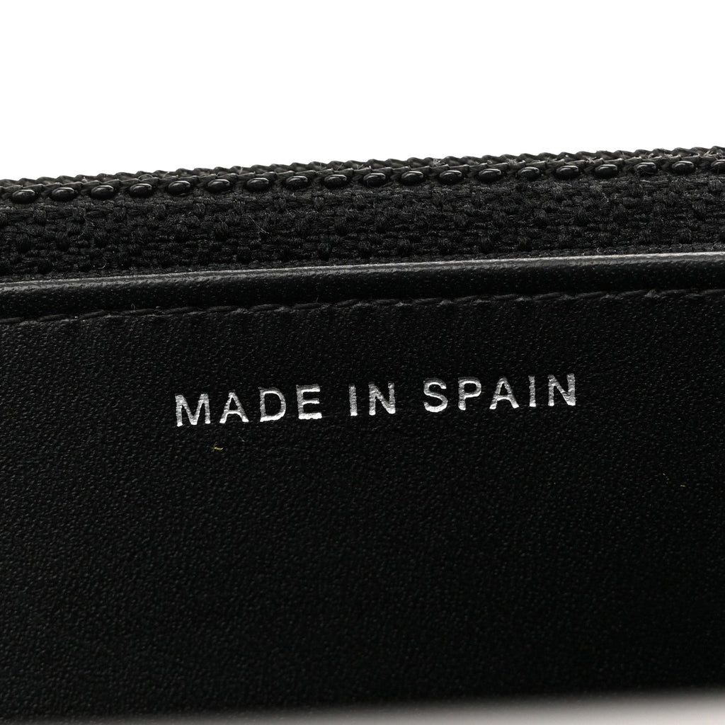 Patent Calfskin Quilted Reissue Wallet On Chain WOC So Black