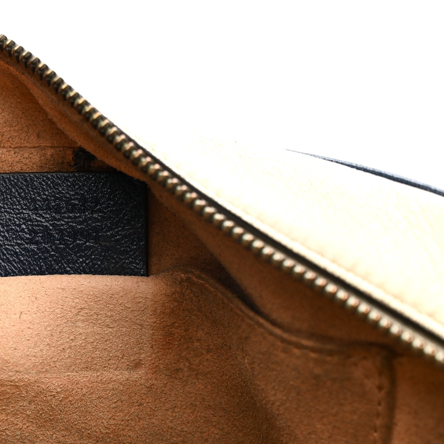 Vintage Effect Calfskin Matelasse Diagonal Small Torchon GG Marmont Chain Shoulder Bag Mystic White Blue Agata