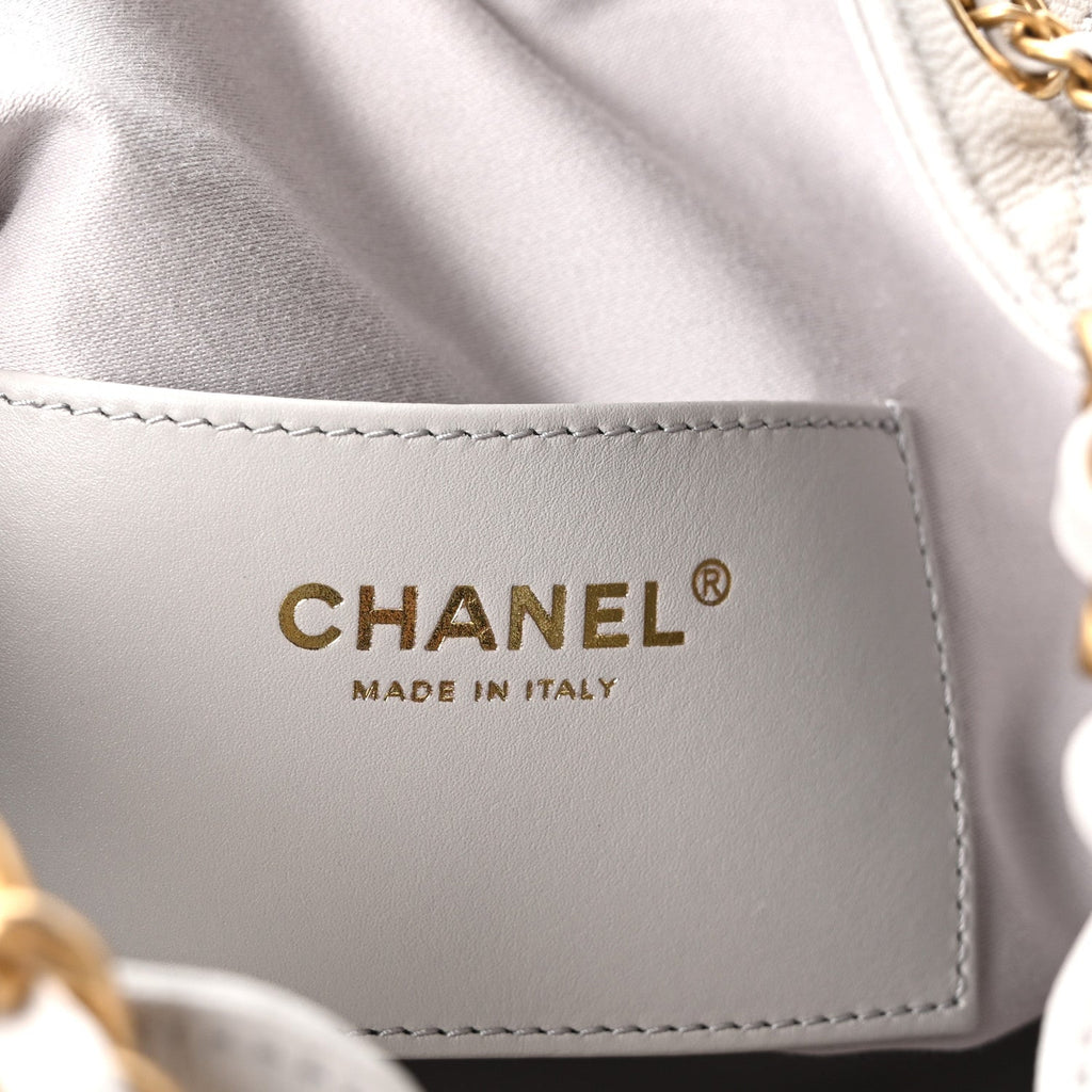 Caviar Quilted Medium Chanel 25 Handbag Light Gray