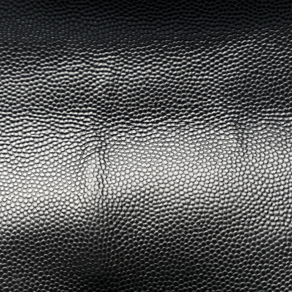 Caviar Quilted Medium Boy Flap Black