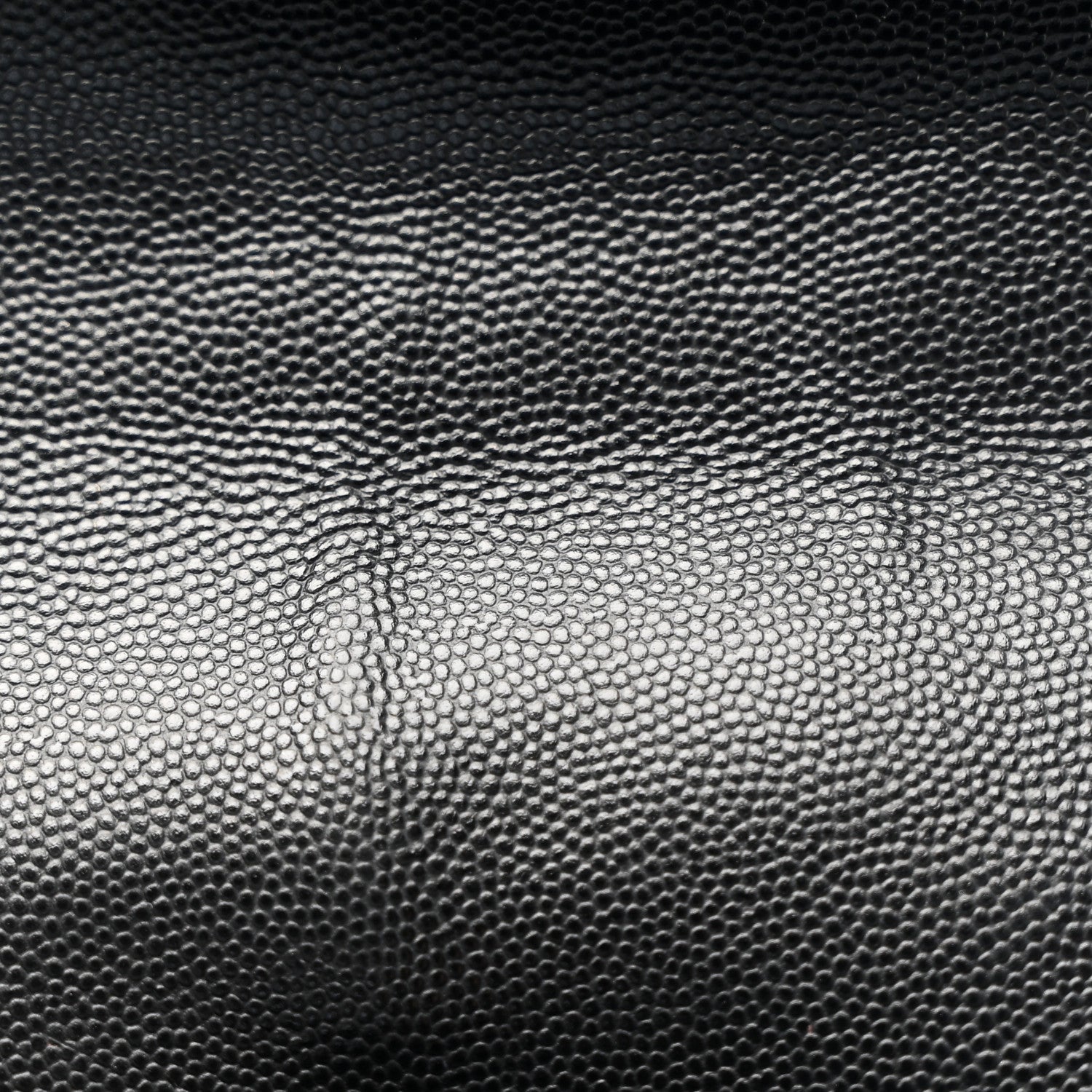 Caviar Quilted Medium Boy Flap Black