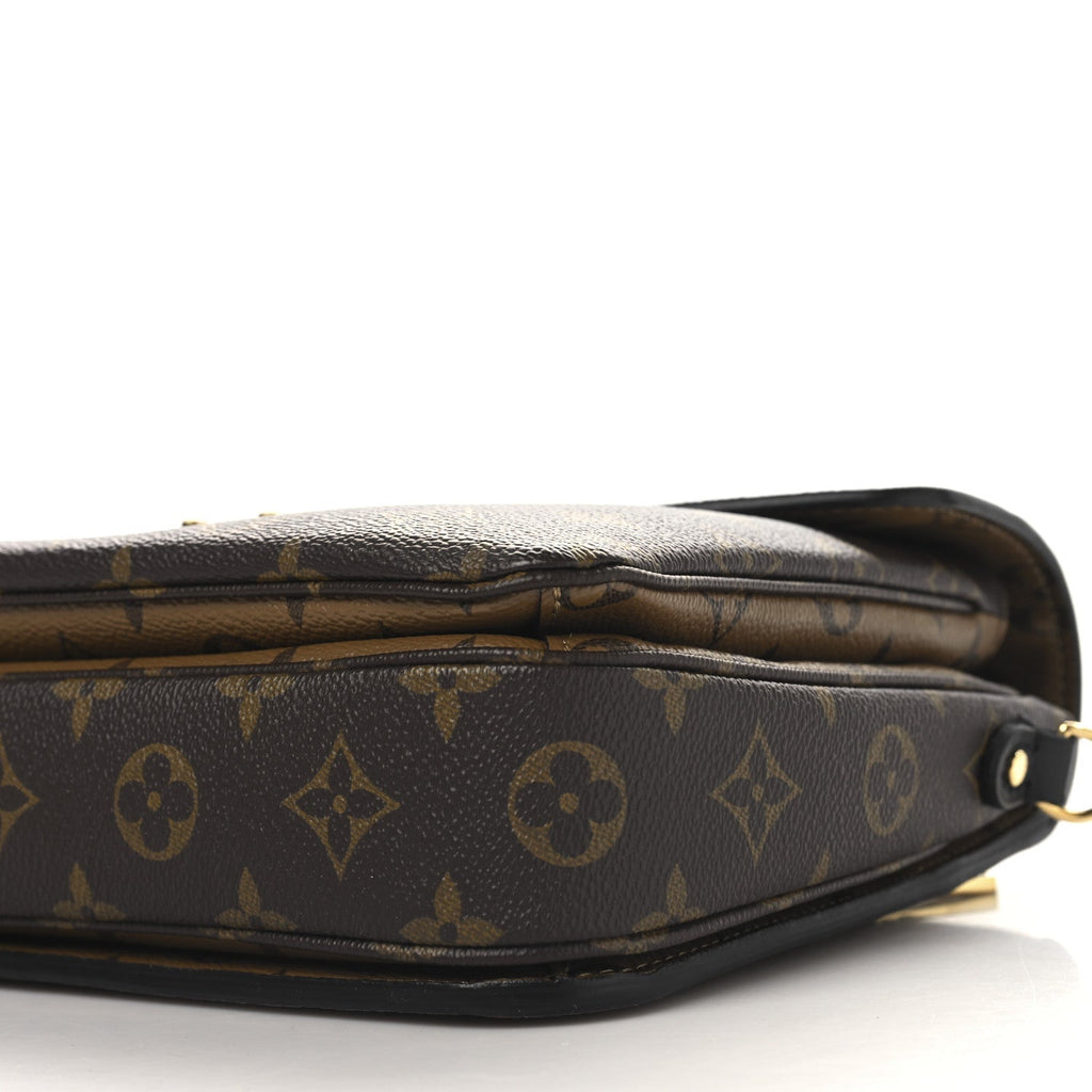 Reverse Monogram Pochette Metis