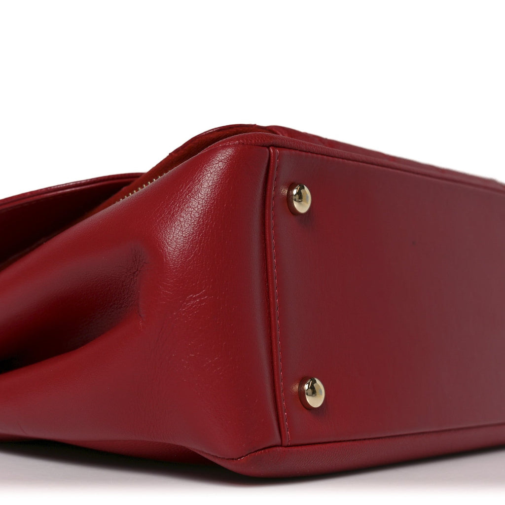 Caviar Quilted Large Business Affinity Flap Red