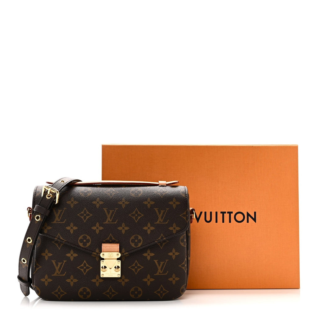 Monogram Pochette Metis