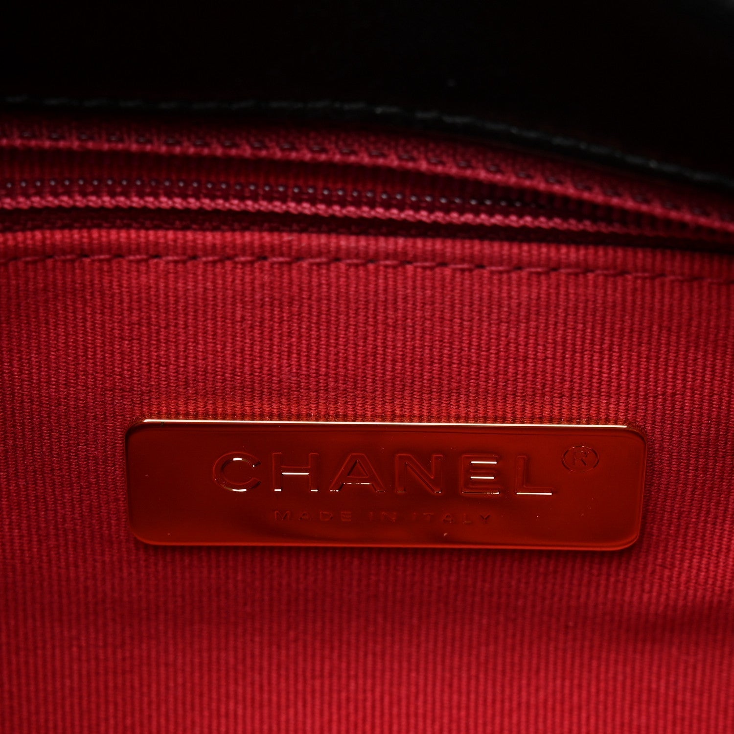 Lambskin Quilted Medium Chanel 19 Flap Black