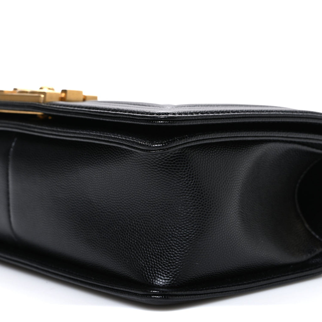 Caviar Quilted Medium Boy Flap Black
