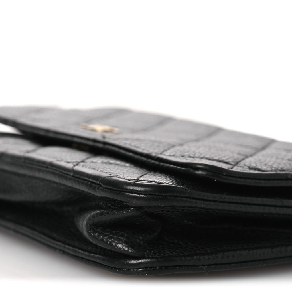 Caviar Quilted Wallet on Chain WOC Black