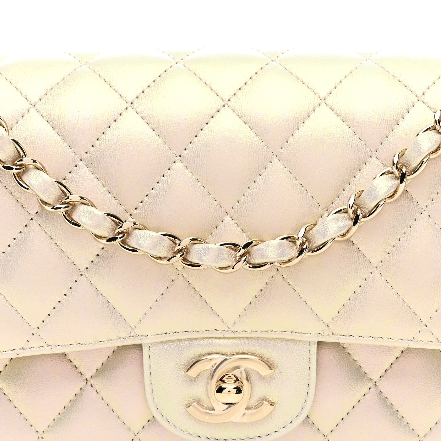 Iridescent Lambskin Quilted Medium Double Flap Ivory