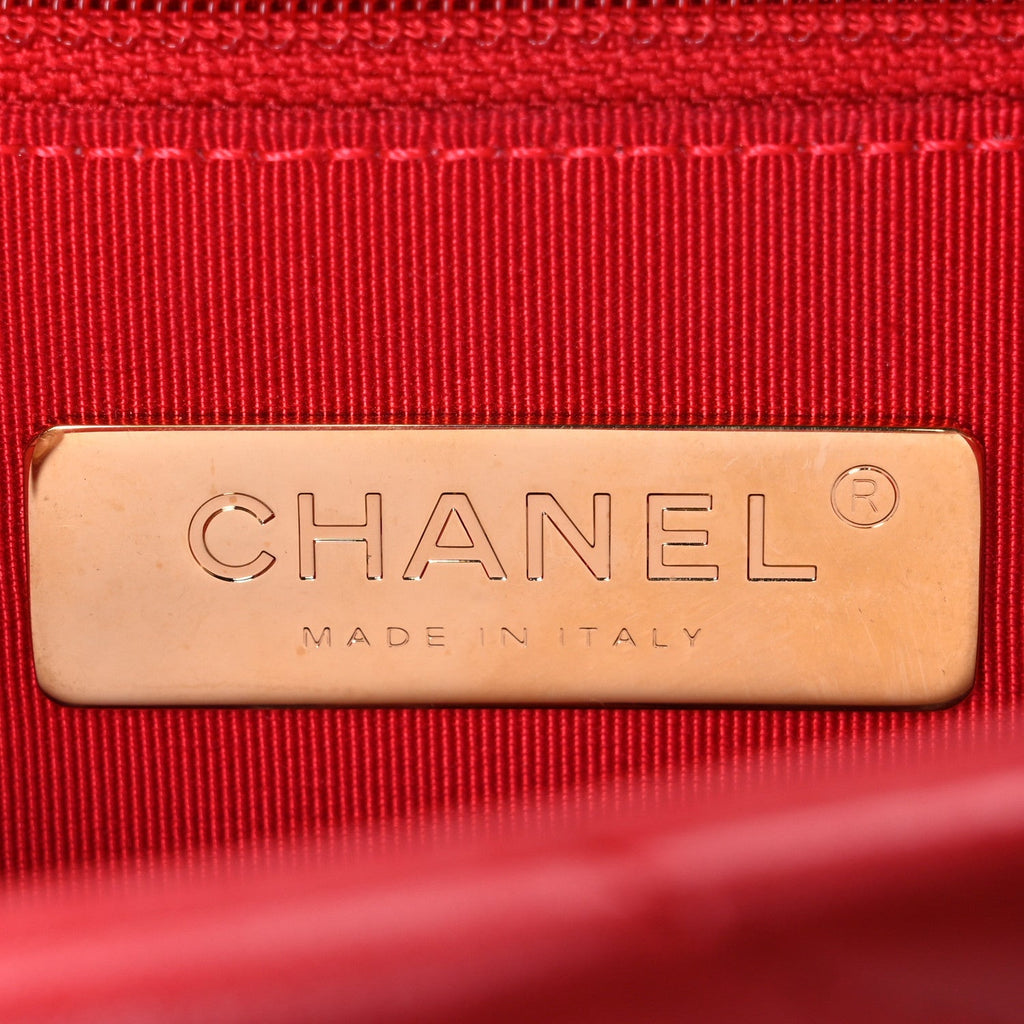 Lambskin Quilted Medium Chanel 19 Flap Red