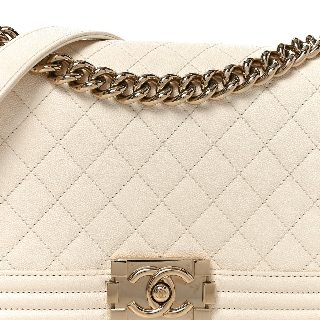 Caviar Quilted Medium Boy Flap White